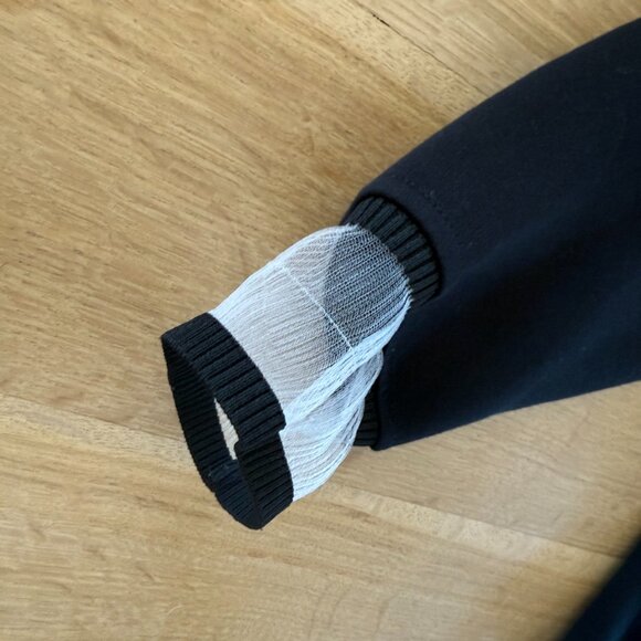 Fendi Karlito Top, Size 38 - Picture 9 of 10